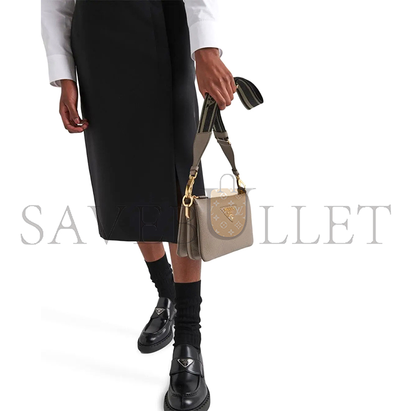 PRADA LEATHER SHOULDER BAG 1BH194 (23*13.5*6cm)